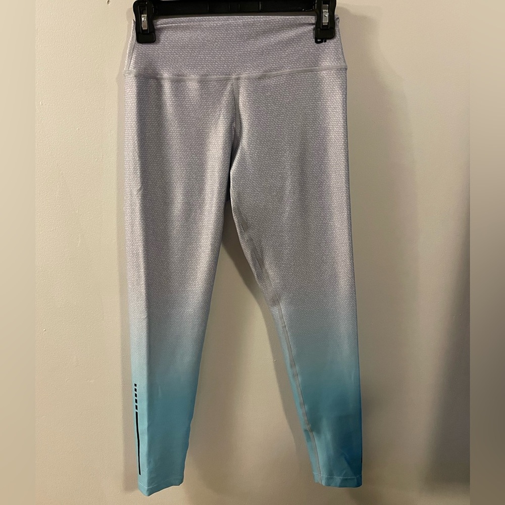 UF Sport Brand, One size fits all, Gray & ombré style blue at the bottom